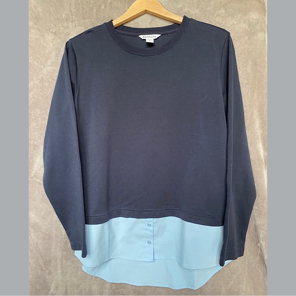 🎉Athleta Gallery Top 2.0, Women’s Size Med, Navy/Quarry Blue - Picture 4 of 8